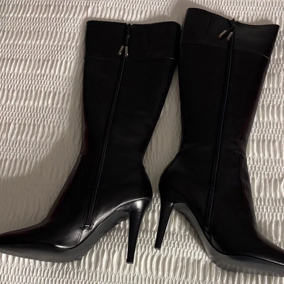 Ralph Lauren Elegant Black Women's Knee-High Boots  Size 7 Zipper NWT - Picture 5 of 8